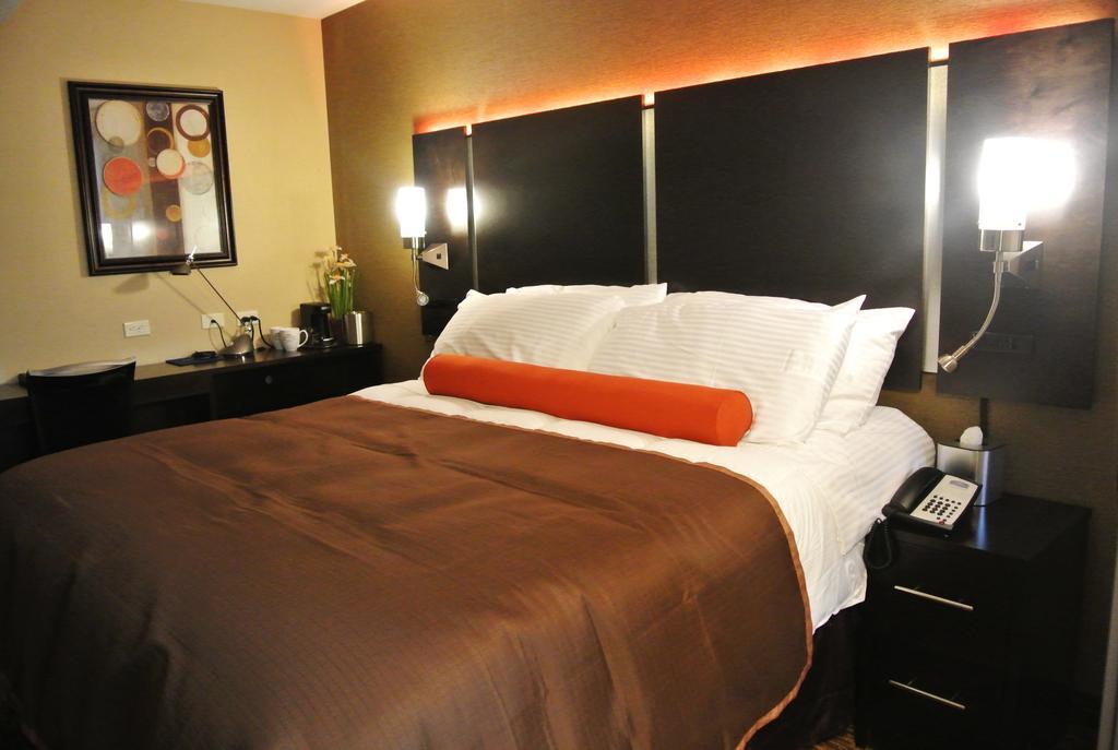 Howard Johnson Soho New York Room photo