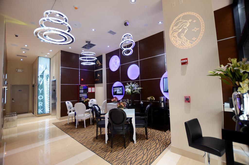Howard Johnson Soho New York Exterior photo